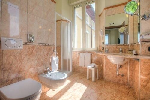 פנאבילי Hotel Il Duca Del Montefeltro מראה חיצוני תמונה